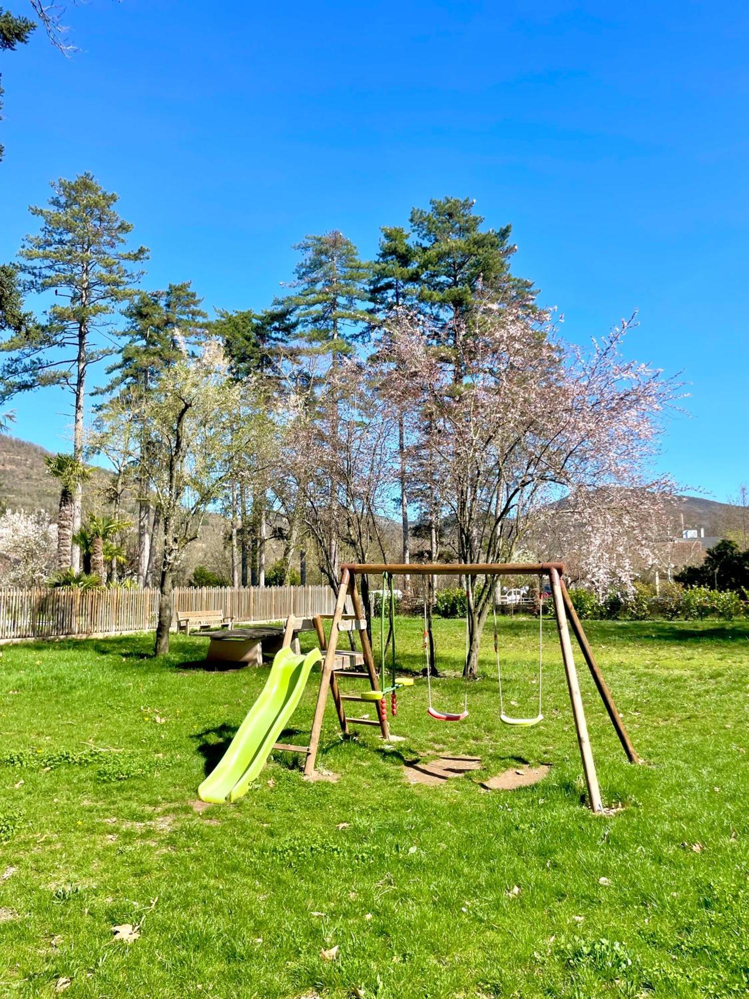 Domaine Le Vaxergues Leilighet Saint-Affrique Eksteriør bilde